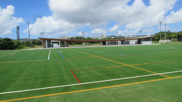 蹴球場 サッカー ラグビー場 沖縄県総合運動公園